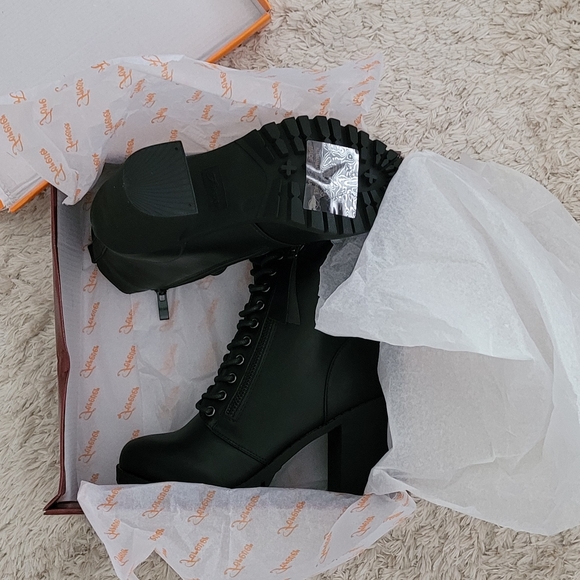 Forever. Shoes - *New In Box* Black Heeled Boots